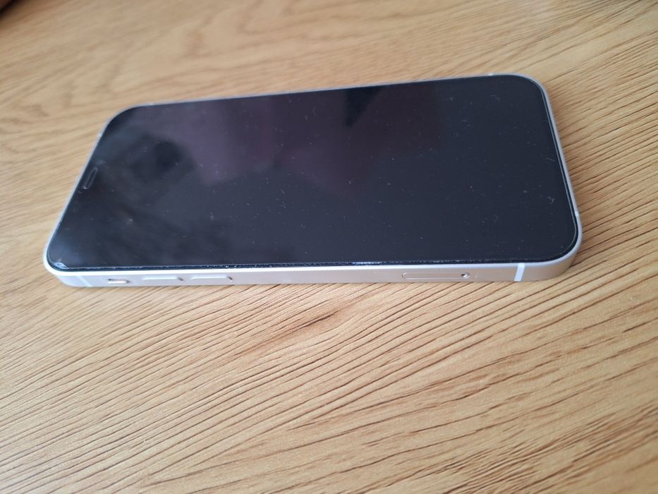 iPhone 12 64GB – stan idealny, bateria 77%, ekstra kabel w zestawie!
