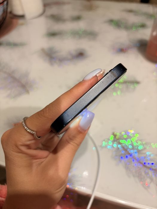 Iphone 12. 128gb