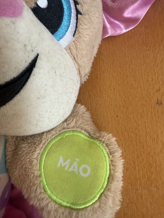 Urso interativo Fisher price