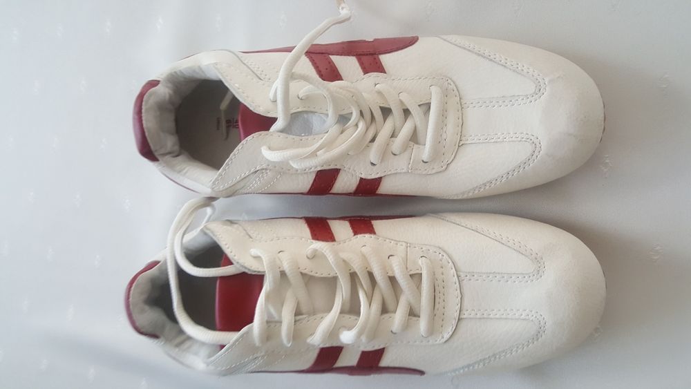 Buty sportowe TCHIBO 40 skórzane nowe