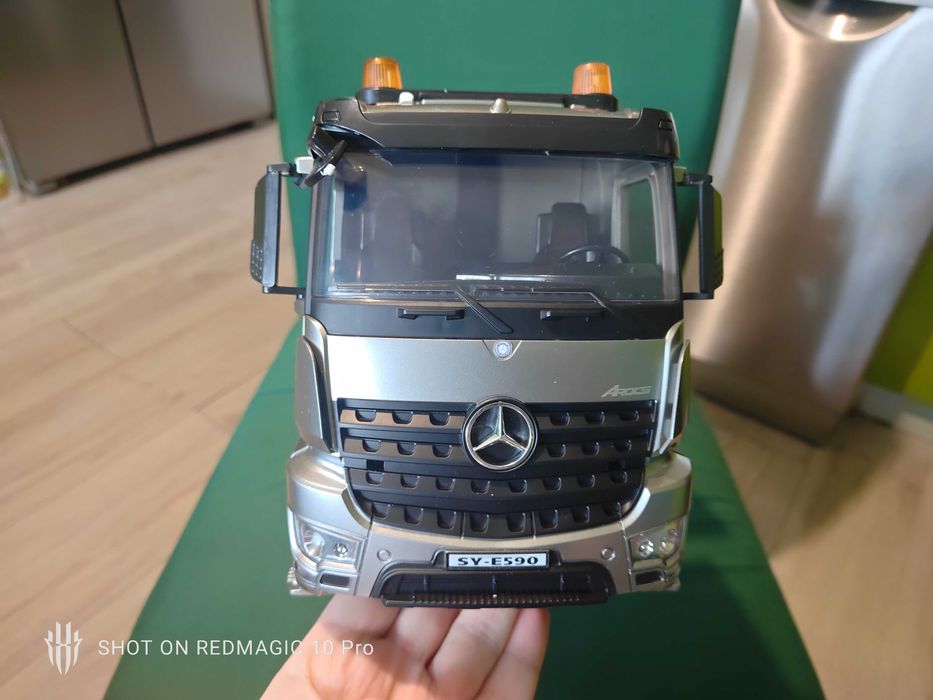 Mercedes Benz Arocs RC 1:20