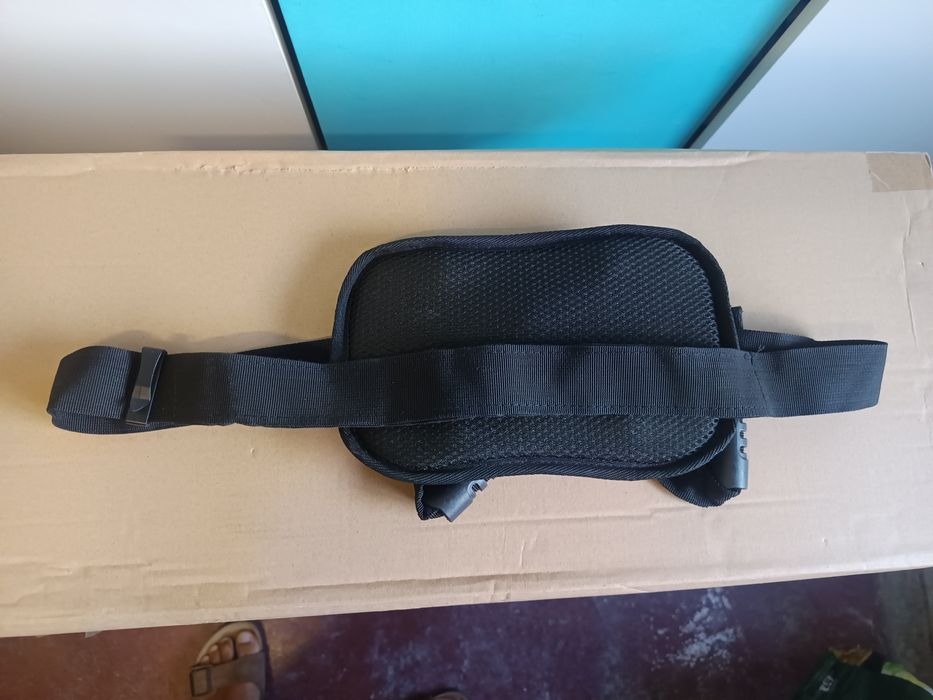 Suporte para criança para andar á pendura de mota