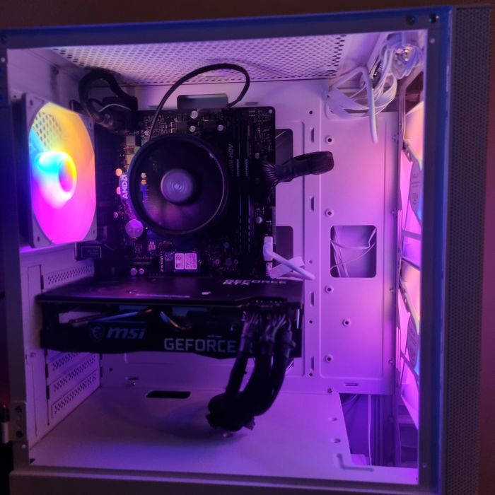 Komputer gamingowy r5 / 3060ti / 16gb / 512gb