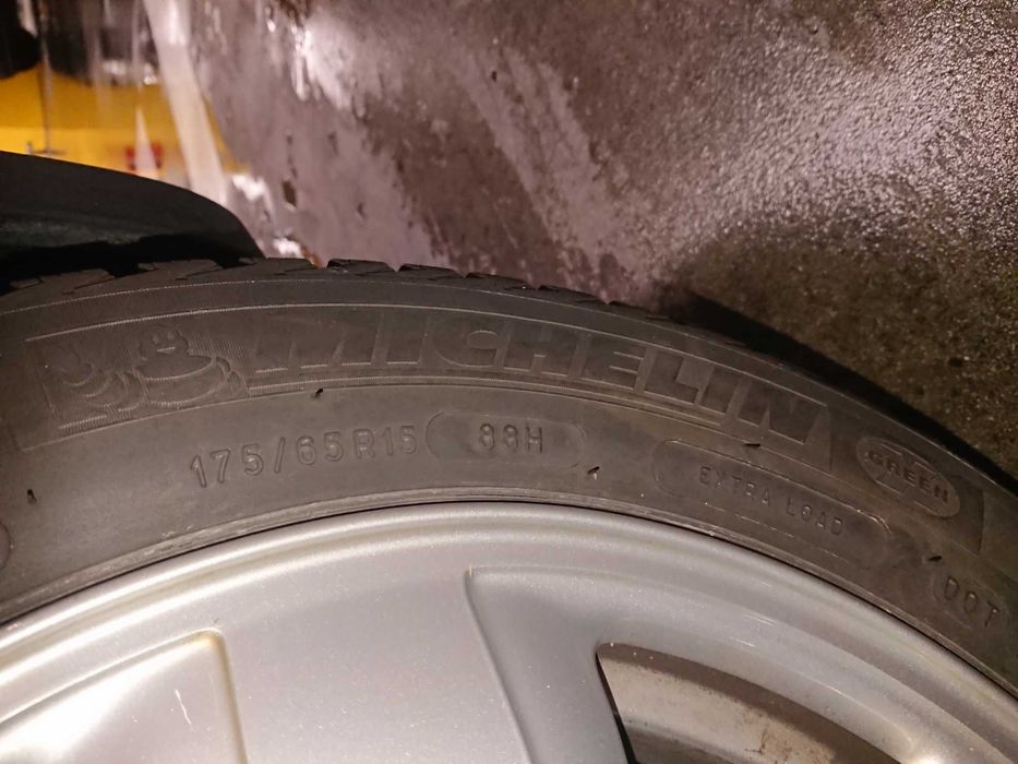 Pneus de inverno Michelin Alpine A4 175/65 R 15 88H Extra Load