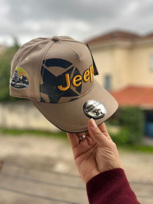 Boné da jeep, pide a tua