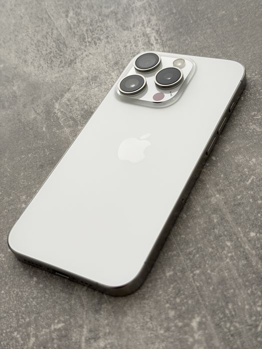 Apple iPhone 15 Pro 512 GB White Titanium - STAN IDEALNY! + gratisy
