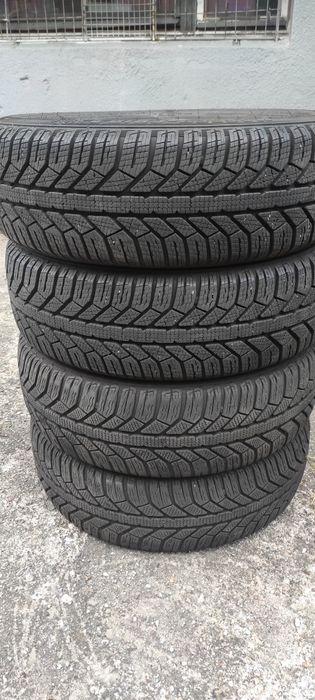 Opony zimowe z 2016r 7mm 175/60/15 Semperit 7N4,G16