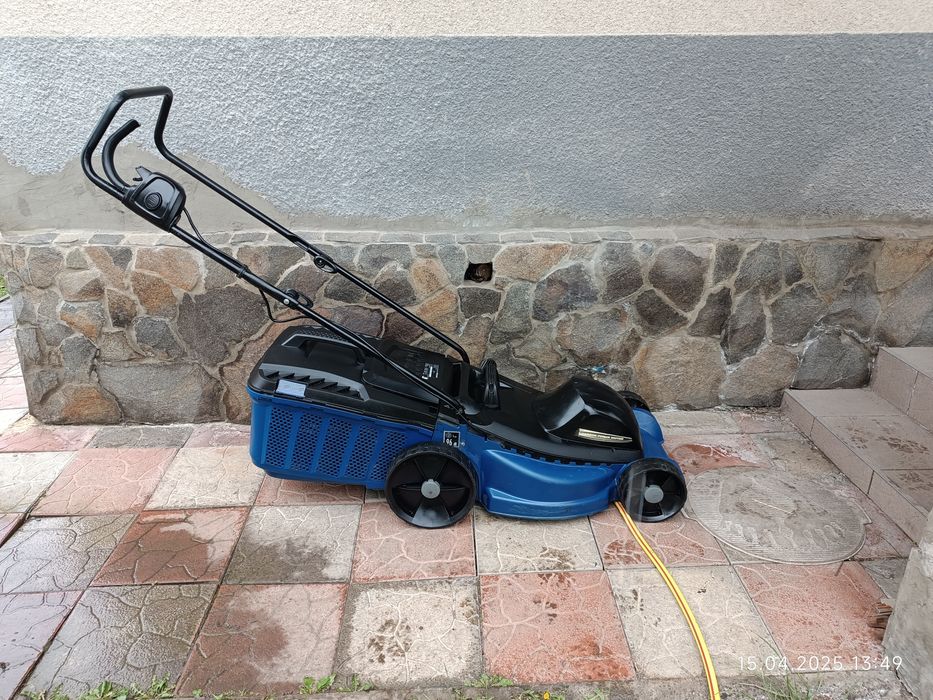 Газонокосарка на запчастини