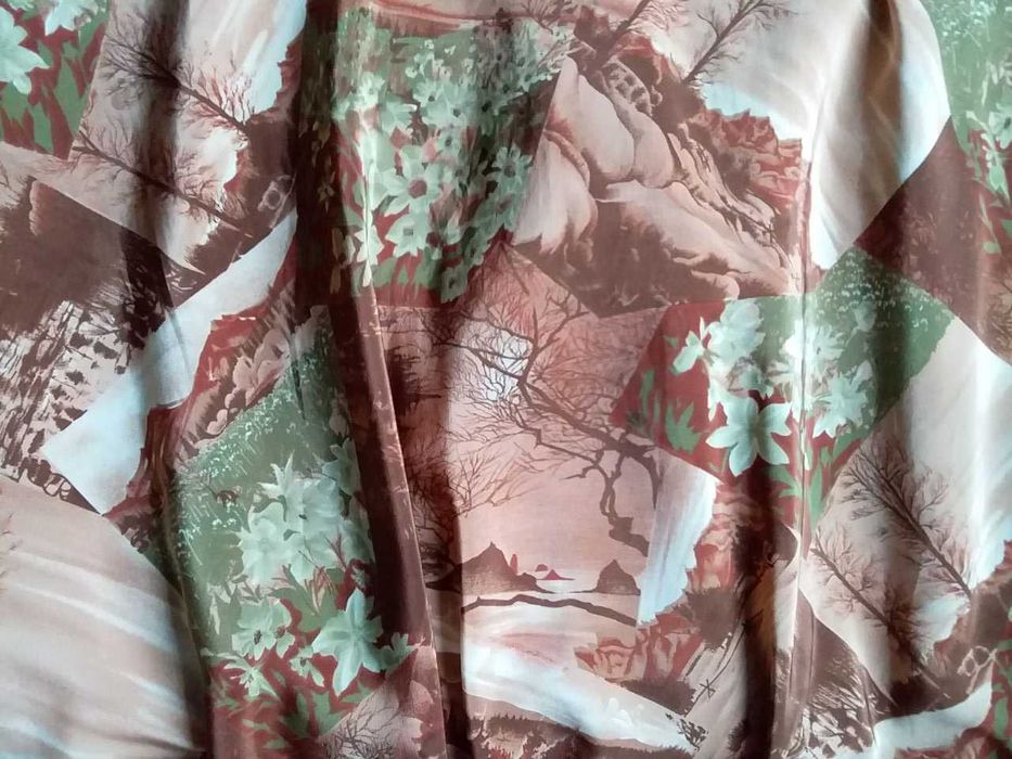 Пестрая женская юбка