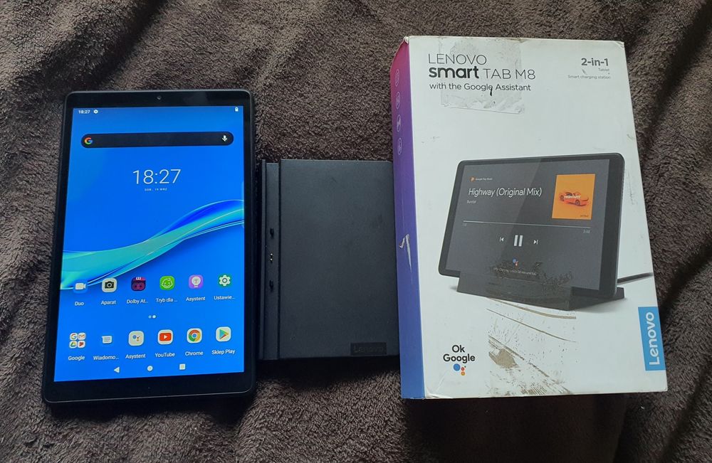 tablet Lenovo M8 LTE idealny stan YouTube bez reklam