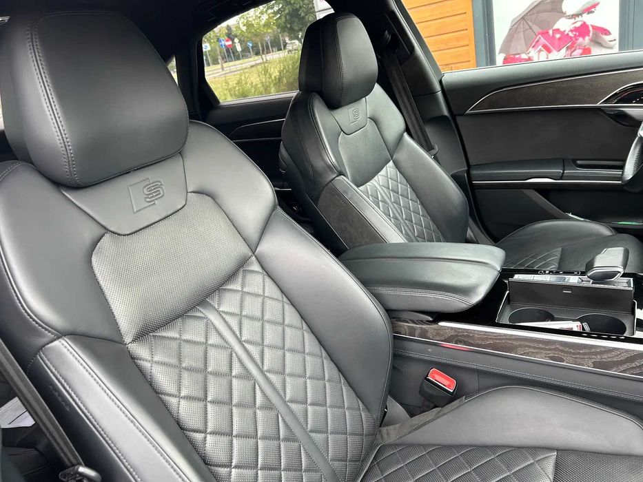 Audi A8 60 TFSI e Quattro Tiptronic