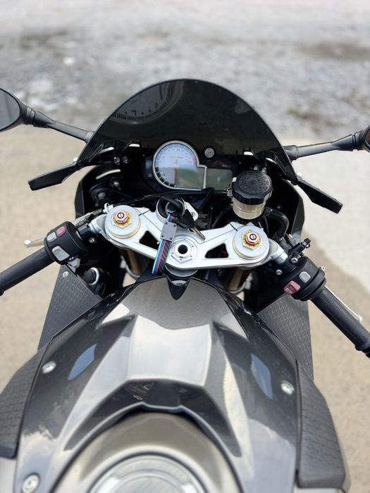 Спортбайк BMW s1000 rr