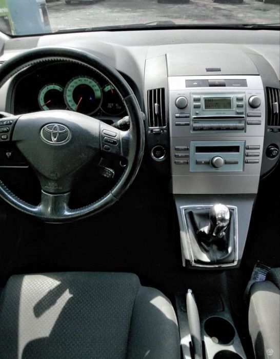 Toyota corolla  verso D4D