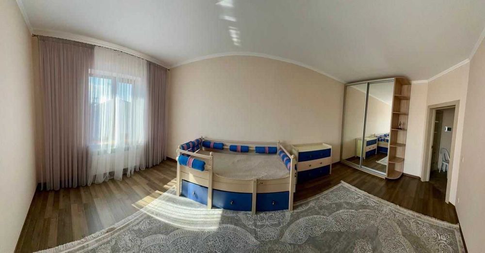 Продається компактний та затишний будинок в Совіньйоні.