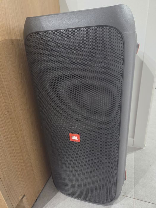 Sprzedam używany głośnik jbl