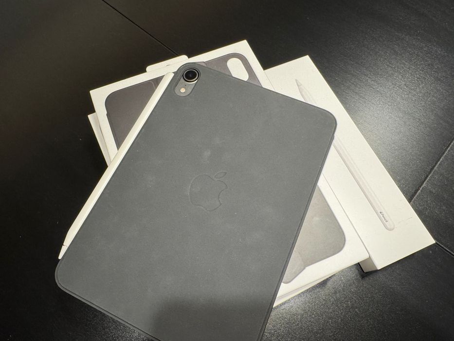 iPad mini (6th generation) 256GB Wi-Fi with Smart Folio and Apple Pencil (2nd generation)64739224884867121