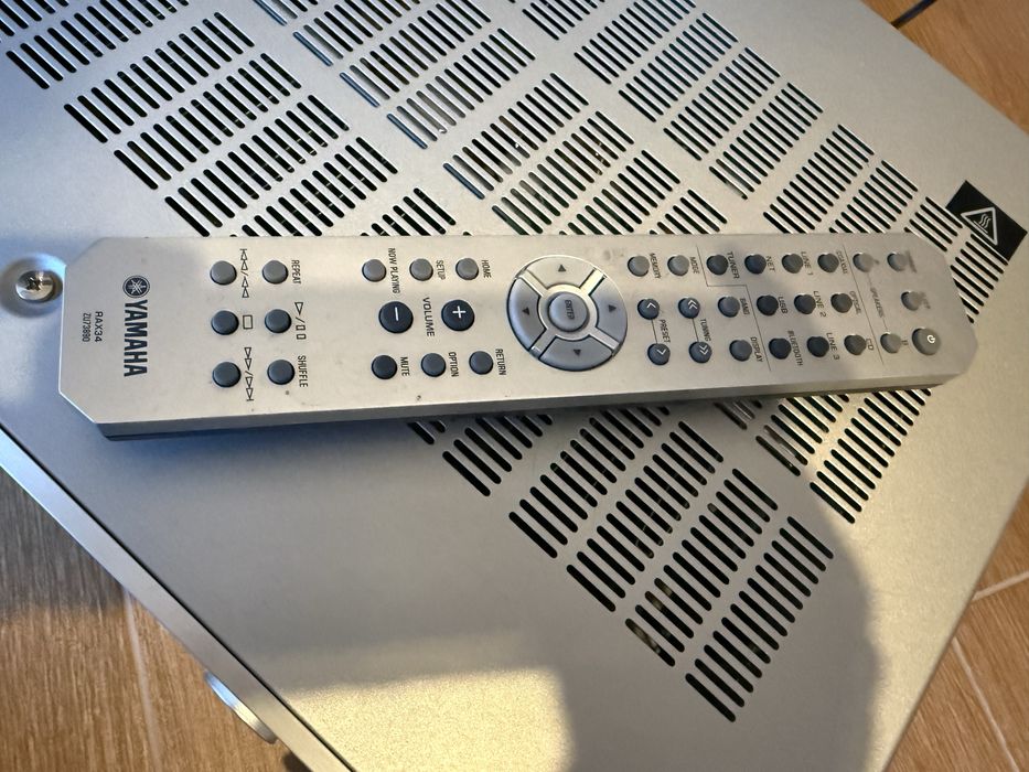 Amplituner yamaha r-n 402d stan bdb !