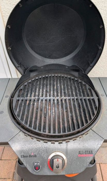 Sprzedam grill gazowy char broil