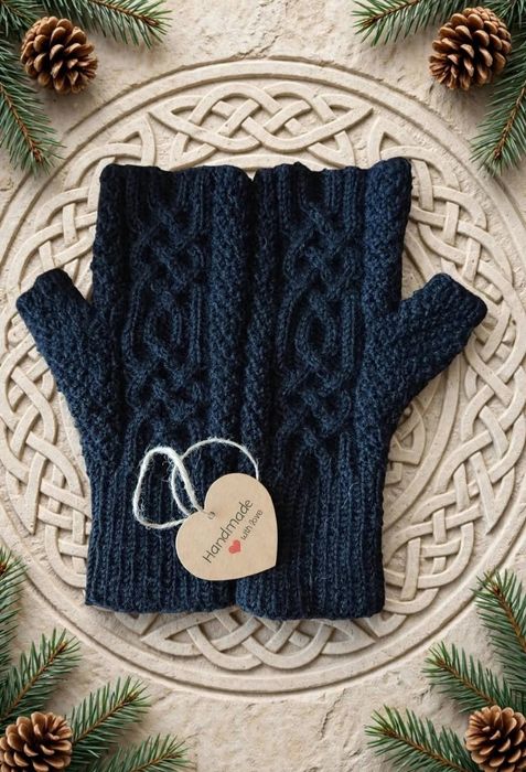 Mitenki „Celtycki Aksamit" czarne merino warkocz handmade unisex