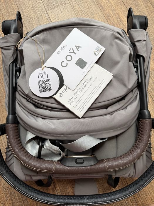 Cybex COYA lekki wózek spacerowy i pałąk rose gold