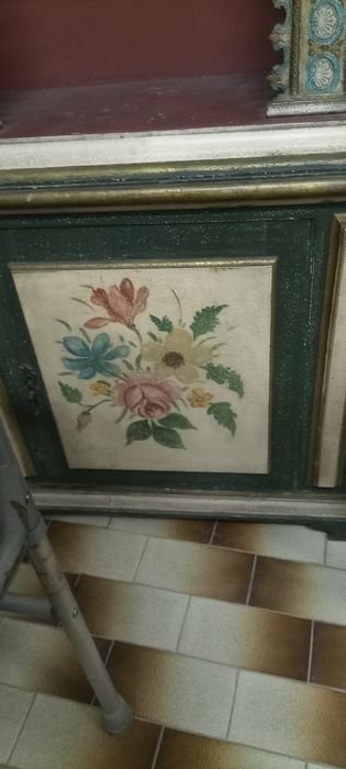 Móvel vintage arte sacra