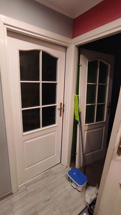 Drzwi wewnętrzne białe przeszklone po 50zl