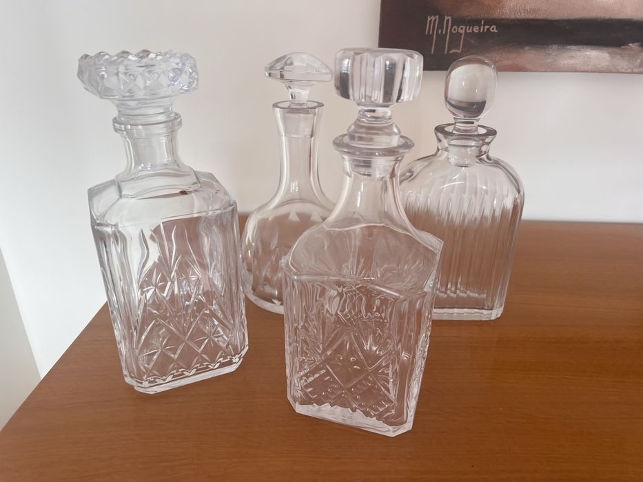 Conjunto de serviço de bebidas de cristal