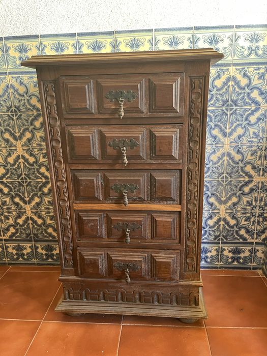 Roupeiro + movel de entrada