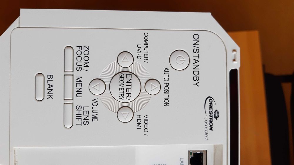 Projektor Mitsubishi UL7400U