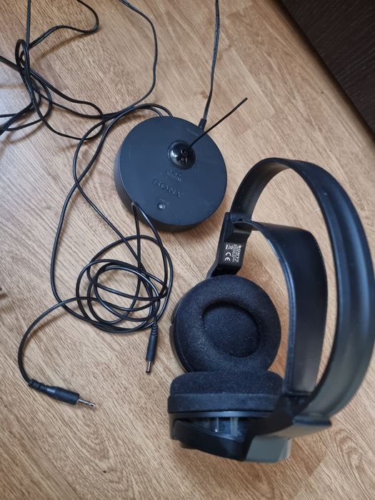 Słuchawki Sony MDRRF811RK bezprzewodowe