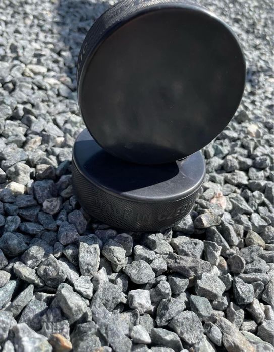 Krążki Hokejowe RUBENA 50 szt. - Nowe !