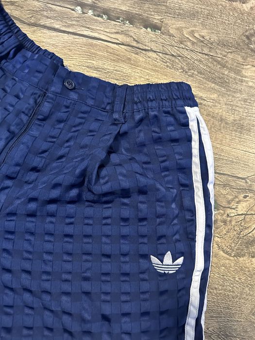 Шорти Adidas М розмір!