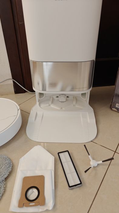 Dreame L10s Ultra • Робот-пилосос