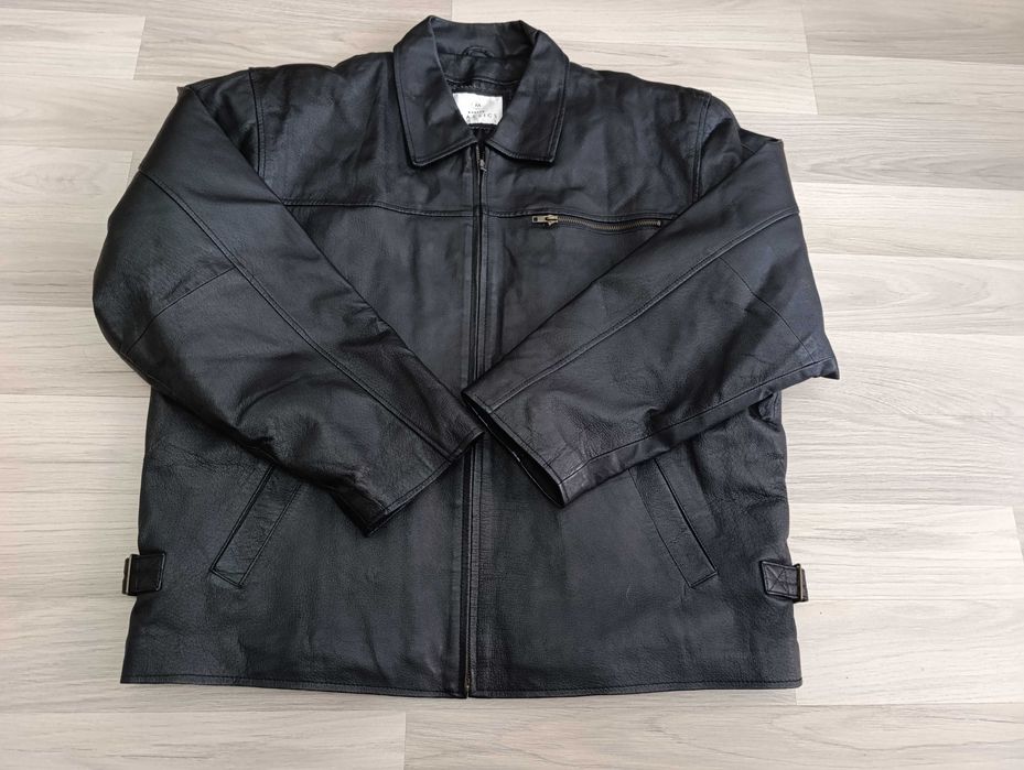Куртка шкіряна чоловіча CLASSICS розмір М