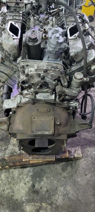 Двигун УРАЛ КПП роздатка редуктора