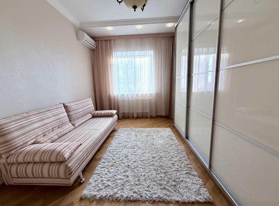 Довгострокова оренда 3к квартири р-н. Південно-Західний