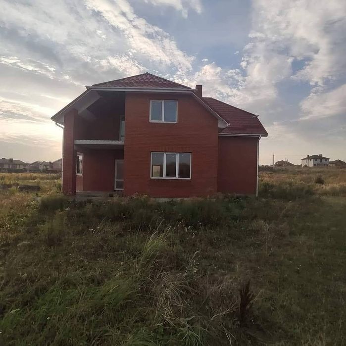 Продається незавершене будівництво! Р-н .Новий Двір. Площа 140 м.кв.