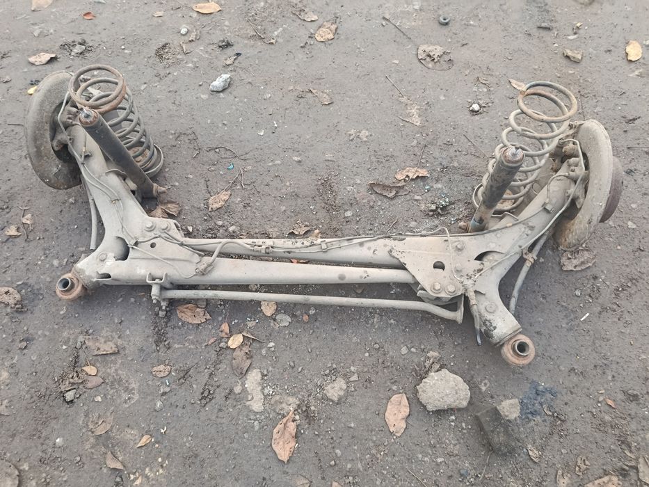 Продам заднию Балку в сборе.Volvo S70.