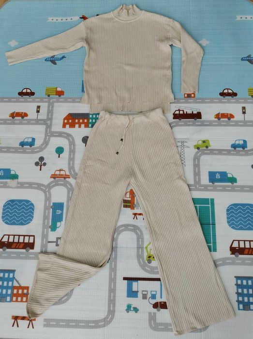 Zestaw damski prążkowy