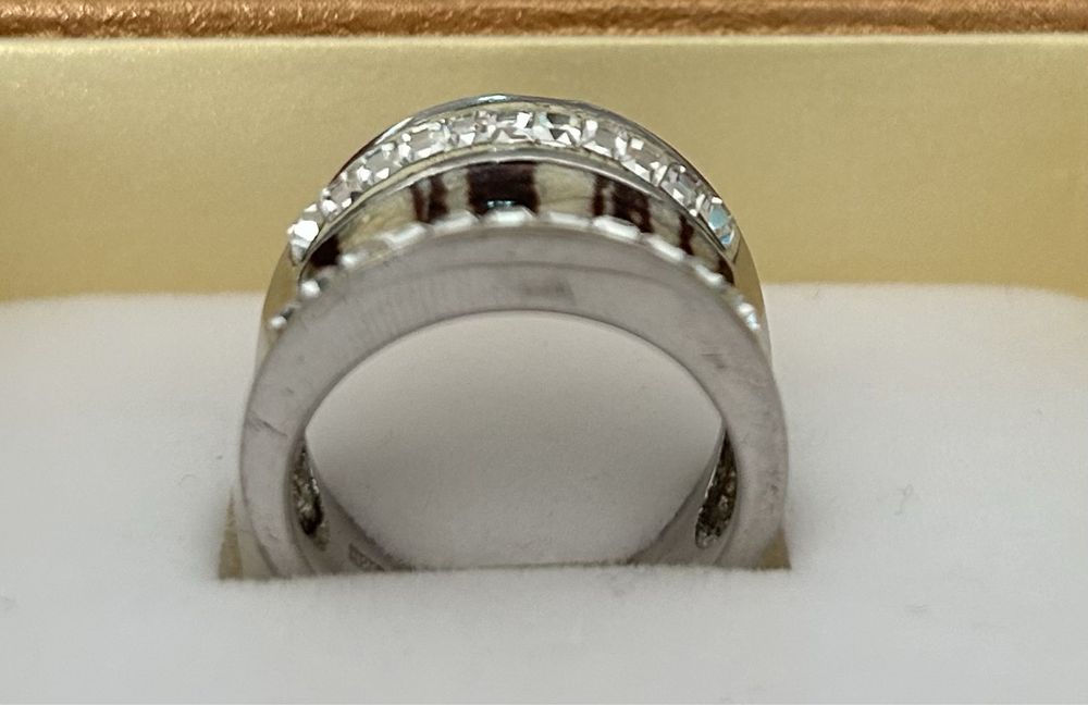 Srebrny pierścionek pr.925 rozm.15, ceramiczna zebra krem brąz