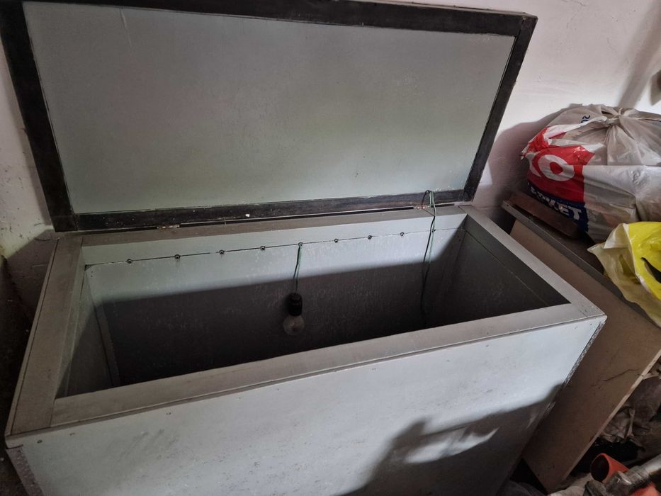 Балконный утеплёный ящик для хранения овощей.