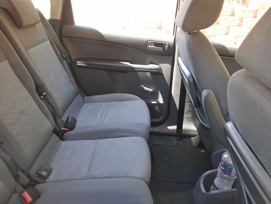 FORD CMAX 2004 com danos na traseira