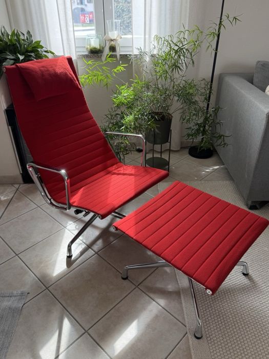 Fotel Vitra ea 124 + ottoman ea 125