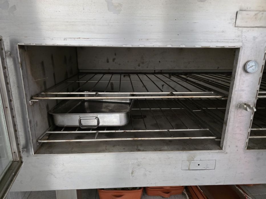 Vendo forno para Restauração