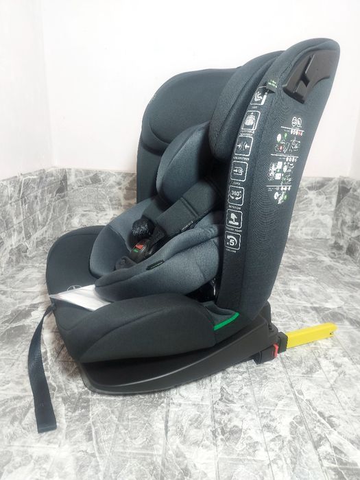 Автокрісло від 0-36кг Ізофікс CARRELLO Unity гарне спальне місце