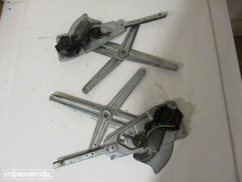 Elevador elevadores vidros Renault Twingo esquerdo / direito