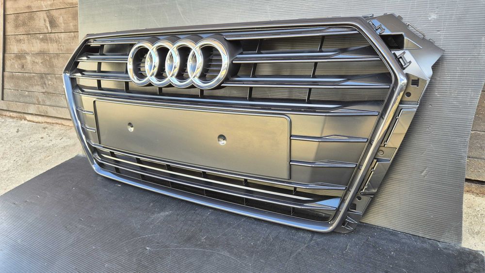 Atrapa chłodnicy GRILL Audi A4 B9 8W0 8W 15-19 BLACK OE ORYG. NOWA !!