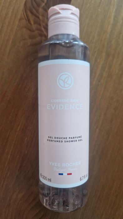 Zestaw YVES ROCHER Evidence perfumy żel do kąpieli balsam do ciała