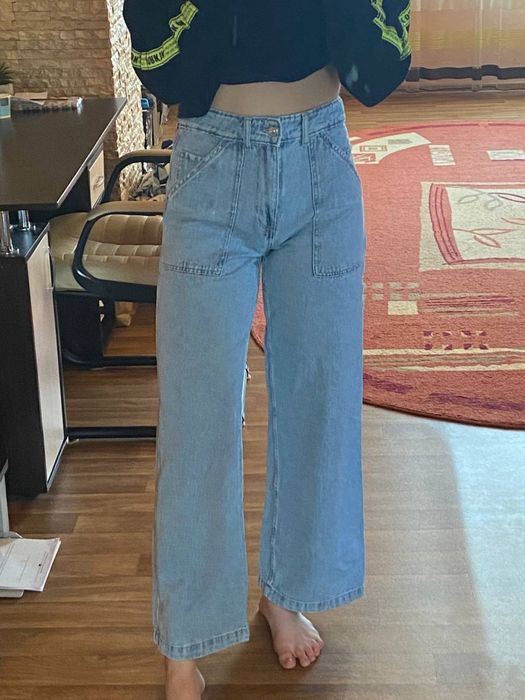 Джинси stradivarius