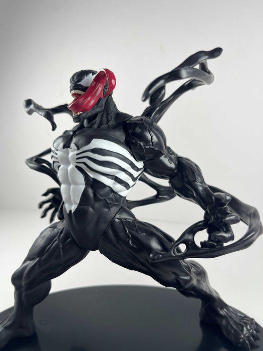 Фігурка Venom від Luminasta - Веном Едді Брок Marvel